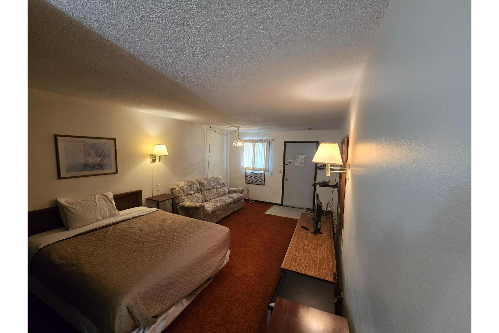 Oyo Sandman Inn Eagle Grove Exterior photo