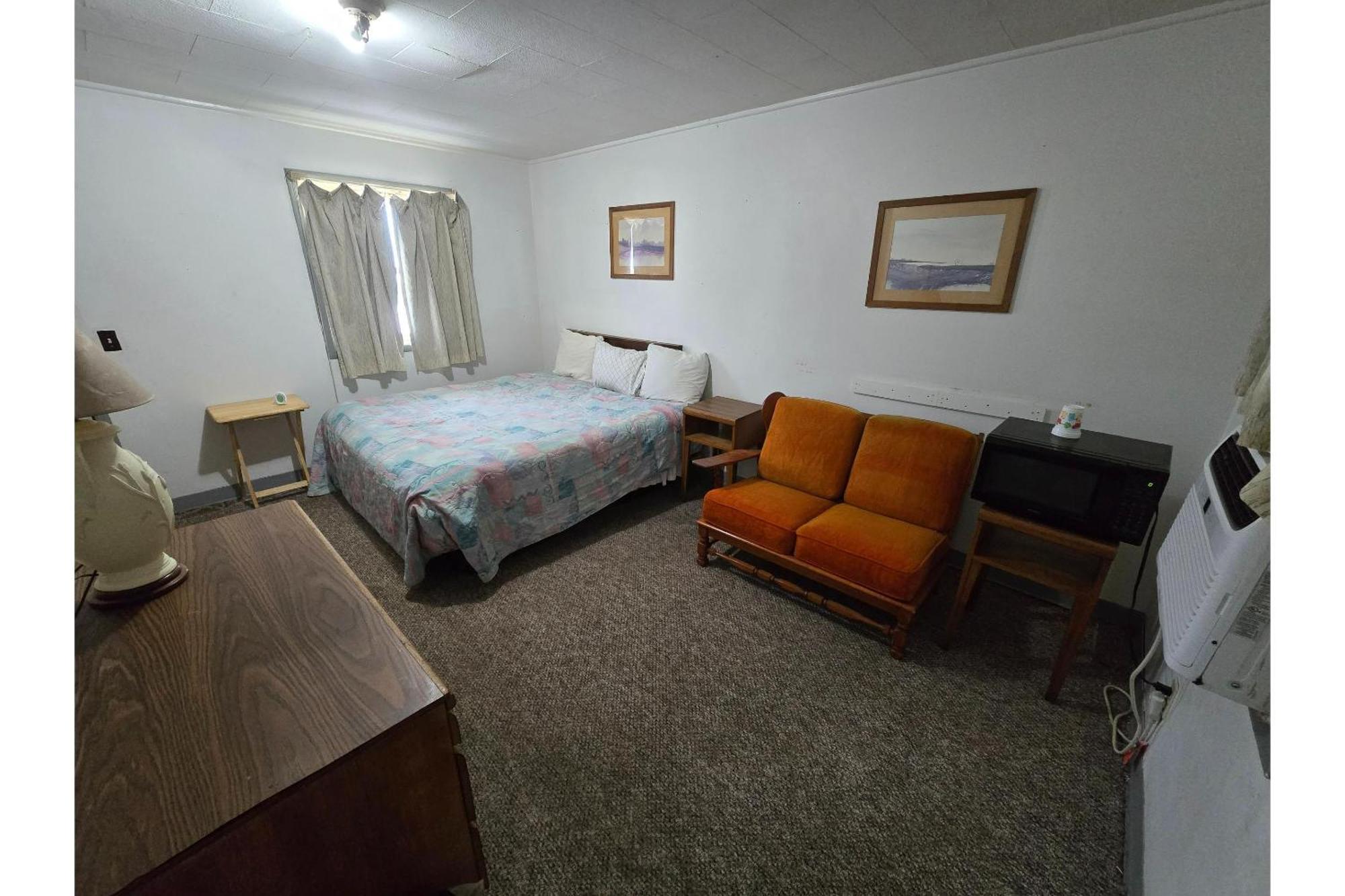 Oyo Sandman Inn Eagle Grove Exterior photo