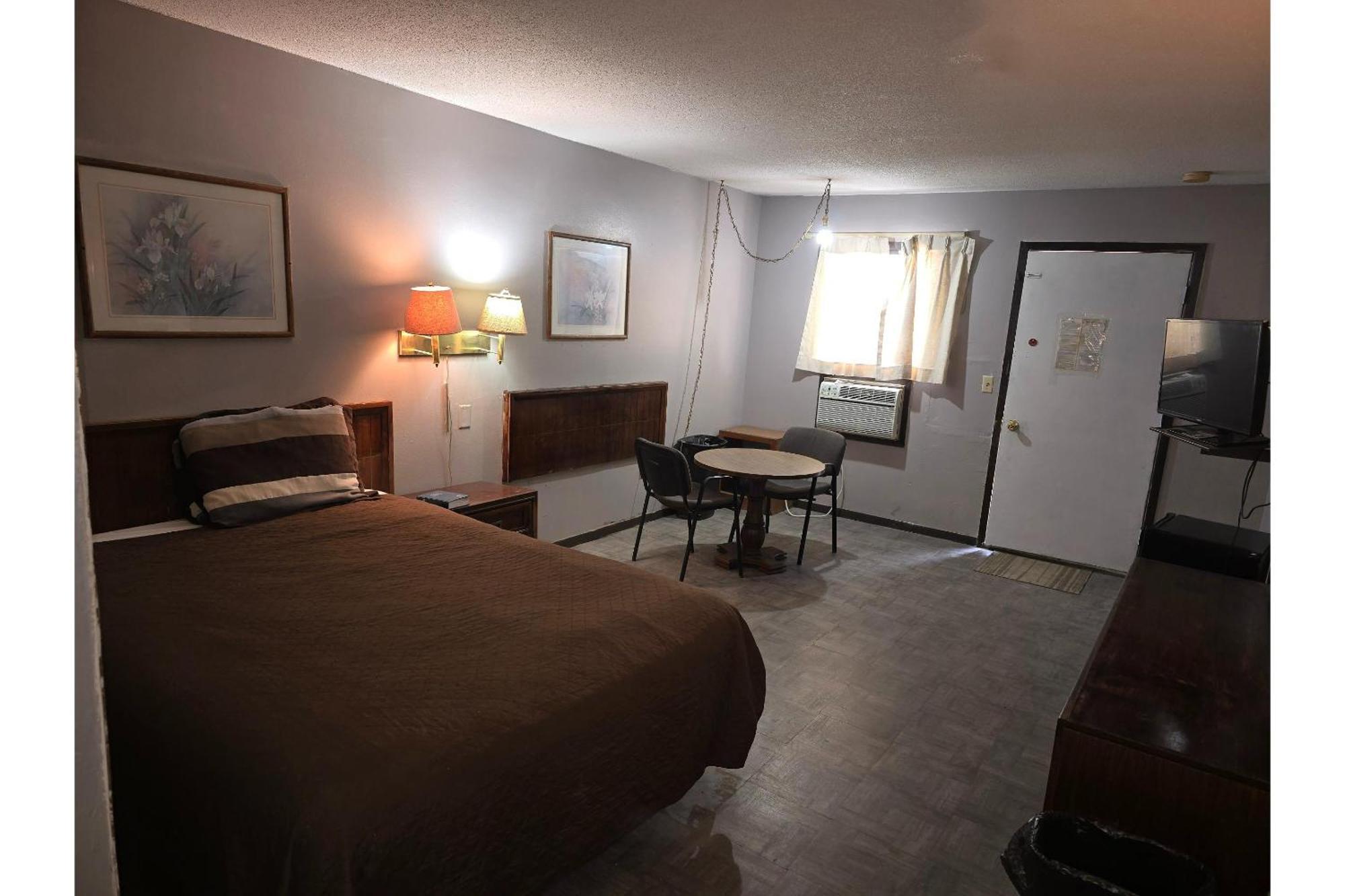 Oyo Sandman Inn Eagle Grove Exterior photo